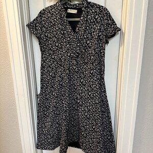 Big Dart Co Black and White Floral Dress with Faux Wrap and Cap Sleeves-Large